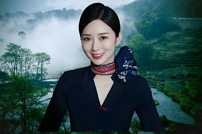 他身体犹如挂钟一样，倒吊在半空当中，就这样跃过了卡车