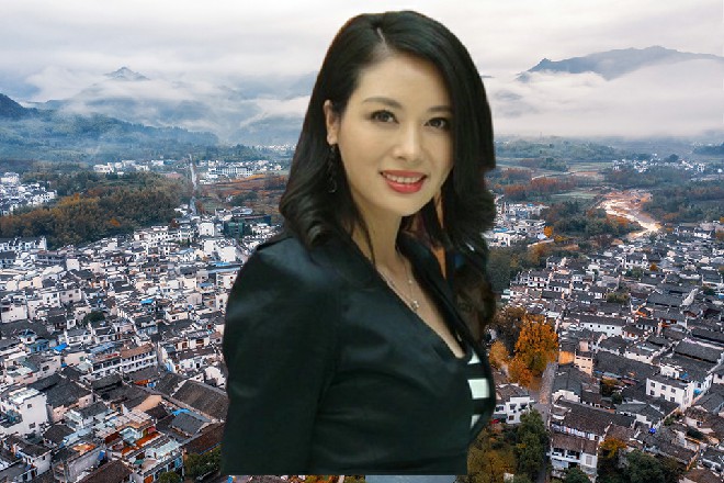 冯援朝大笑几声，跟着苏曼s道了个别，然后慢悠悠地开走了