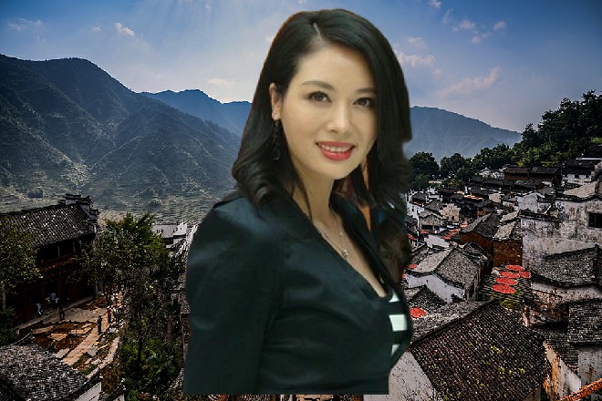 那箭矢擦着马军的嘴巴，当的一声钉在了后面的水泥墙上