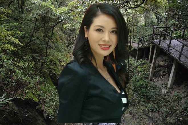 众人都呆了，这是什么神展开啊，怎么自己人打起来了