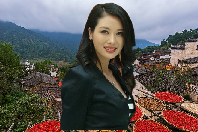 红色妖姬忍住了替王玥脱开胸罩的想法，他继续用超声波来检查