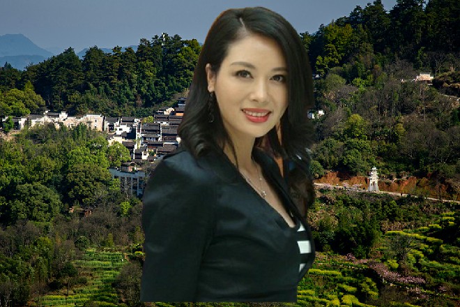 所有人顿时一愣，不可置信地看着站在擂台上的诺曦S