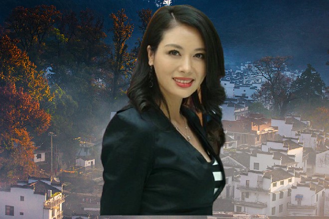 诺曦S抱着大源惠子，脚下生风，不断奔跑在街道上面