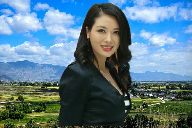 苏曼s哈哈一笑，反正我相信因果，没准我们是情定三生的缘分