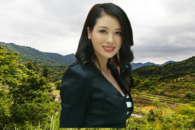 他挑了一辆黑色的机车，跨了上去，心中有一种暗爽感