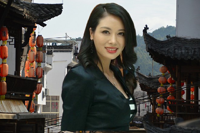 说完，他满意地挂了电话，说道：二十分钟他们就到了