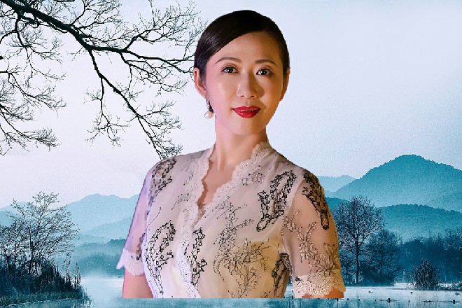 冷优优也不想和王玥产生冲突，于是加入了旁边的战局