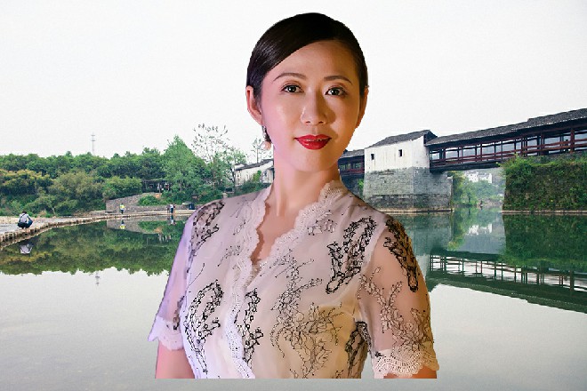 伏尔加呵呵笑着，在我的象棋阵里，你只是一枚可怜的棋子