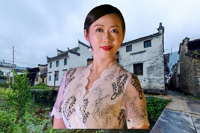 苏曼s冷冰冰地说道：现在可以让开了么，你挡住我回家的路了