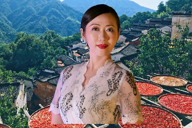 这两扇一百吨重的大门，竟然就这样被苏曼s一点点给推开了