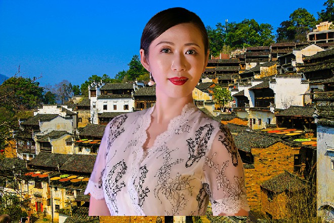 花恋蝶本是好意，无奈她涉世太浅，那玉夫人已经笑了起来
