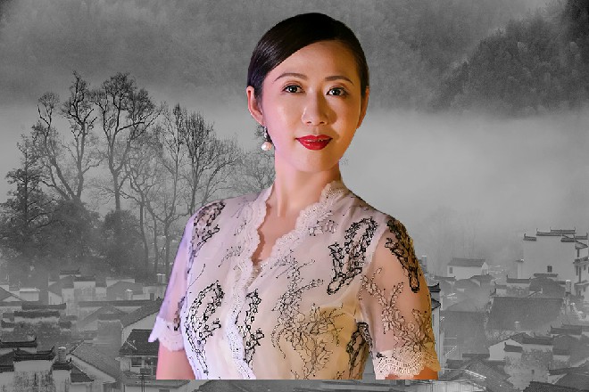 而就在这时候，蓝水心忽然一巴掌拍在了这条大鱼的脸上