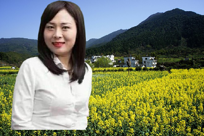 若依不动声色地拍了个小马屁，一听就是古代大侠的名字
