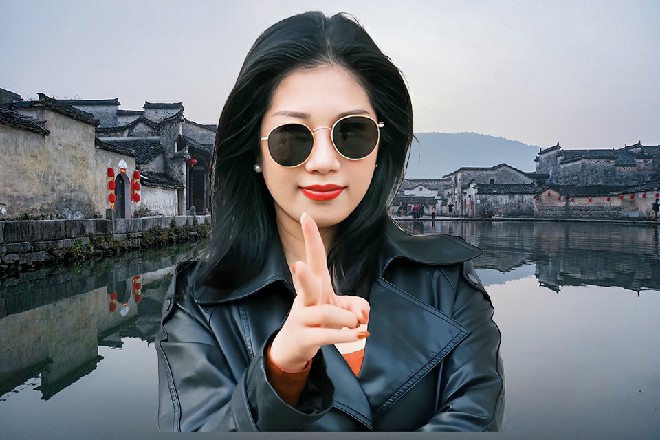 苗甜不敢去看风花影的脸，只要低下头来，结果看到了她的胸