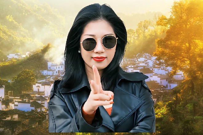 龙娇娇曾经亲眼看过，这老头用自己的手掌捏碎了一块板砖
