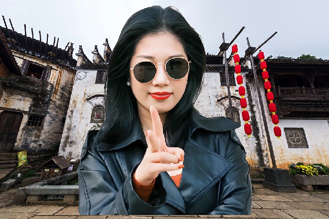 说话间，轩辕剑化作千米长，直接向着诺曦S坠落下来