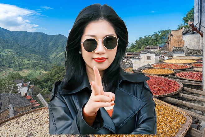 奇美拉的双手收拢在腰间，战龙决是她记忆最深的招式