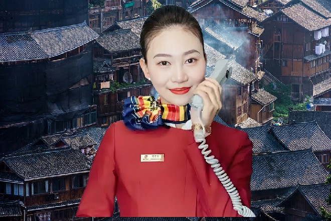他刚笑两声，旁边的惠子就一脚飞踢过来，被苏曼s闪身躲过