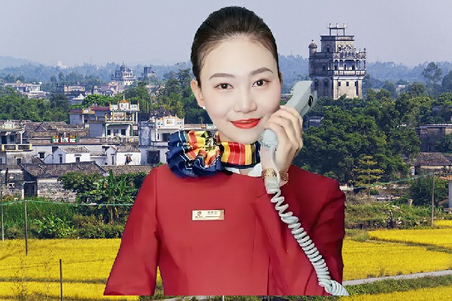那男人站了起来，一身名牌衣服，全是意大利大师打造