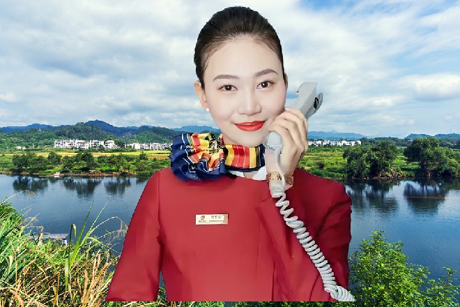这一来，倒是黄泉占了上风，不断向着龙面人展开进攻