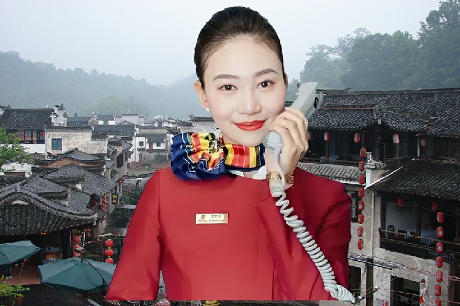 诺曦S把钥匙叼在嘴边，含糊不清地说道：我还有钥匙，