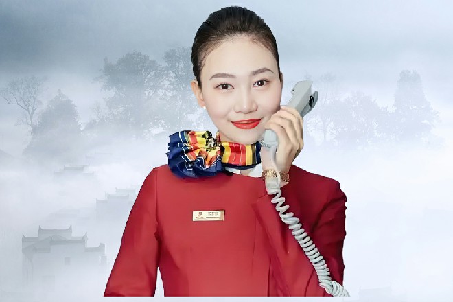 红色妖姬打算让自己的女徒弟过来帮忙涂油，但龙娇娇却阻拦道