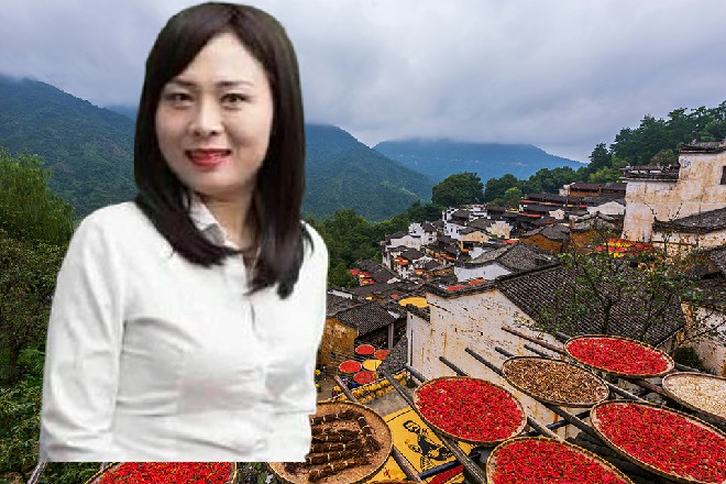 红色妖姬毫不客气地说道：罗莉，你配合大毛，把这些杂草除掉