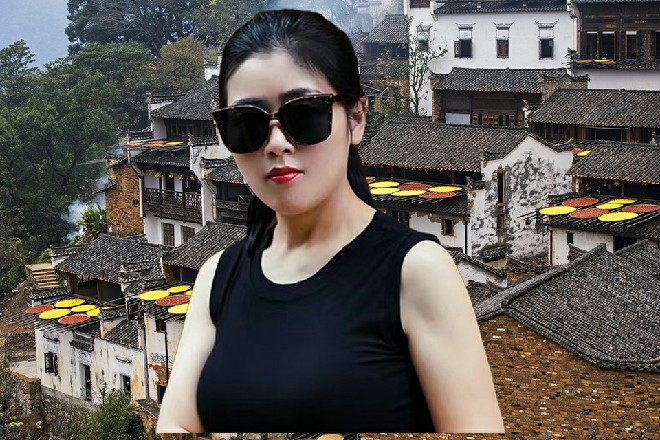 秃头竖起一根中指，看来你是真要跟我们黑虎堂叫板了