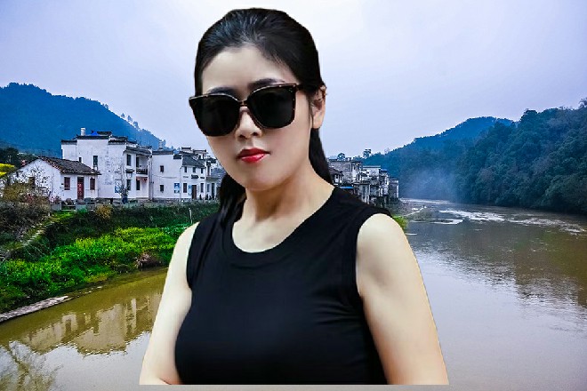 这药里的东西他喝了一口就知道，的确是疗内伤用的
