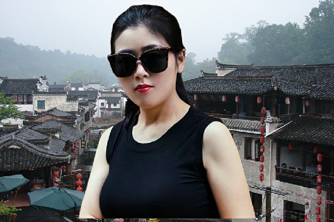 左京华说着，在几个轿夫抬着下，向着兰胜男的房间过去