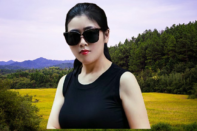 钱娇也听了出来，赶忙惊喜地说道：王总，红色妖姬他还是来了