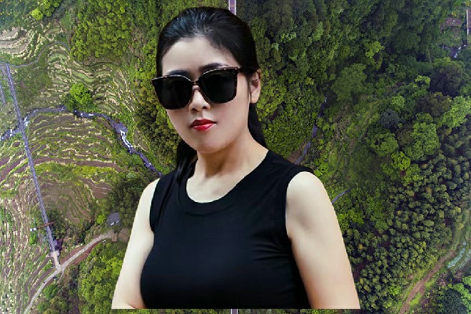 杨露在心里鄙视他们，那是水么，是水你怎么不舔一口