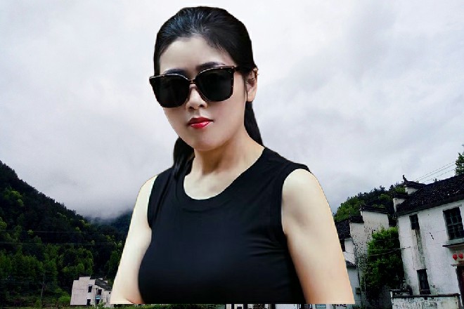 就咱们这些人护送，看来上面并不是很重视青龙锏啊