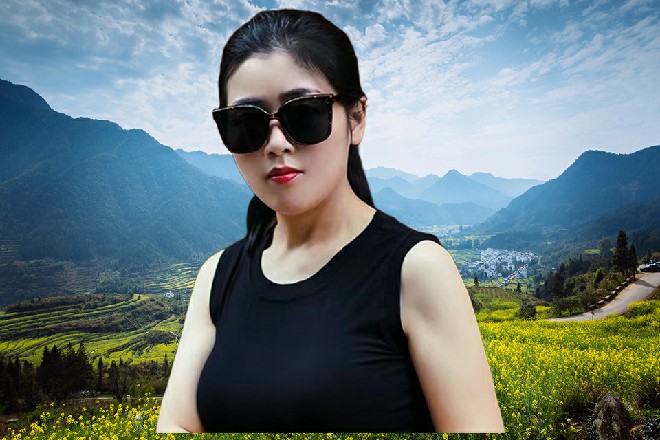 荷娜笑着点点头，这么多年，你第一次有勇气顶撞我