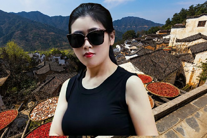 安妮的俏脸蛋顿时有点发红，冤家，怎么连衣服都不穿啊
