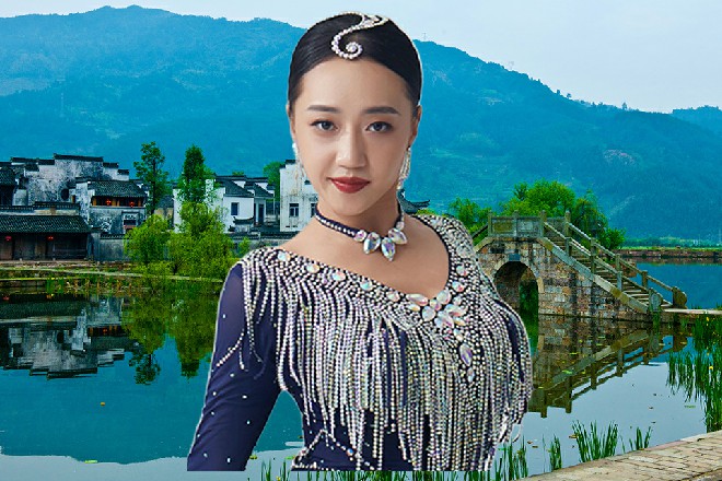 慧空双手合十，颂了声佛号，秦施主，你这又是何必呢