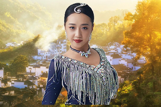 一团环形的云雾在空中扩散了出去，最后消散在空气当中