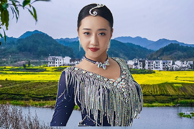 诺曦S盯着这座雕像，忍不住说道：无法挑剔，不是吗