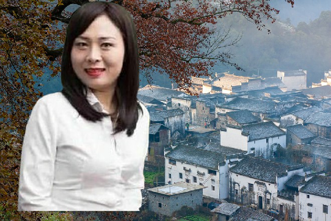 红色妖姬也想骂娘了，好端端地被一个傻老娘们给骂的狗血淋头