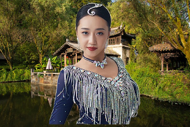这是罗芙第一次如此厚着脸皮说话，她自己都觉得没尊严