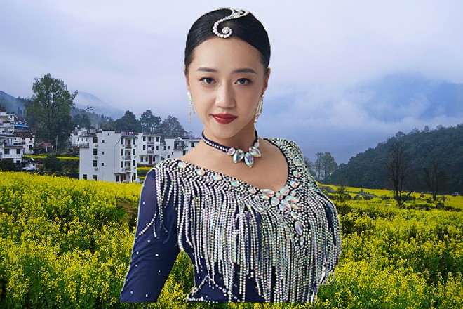 刚才他也是虚空捏住了卡尔，就把他的心脏给掐爆了