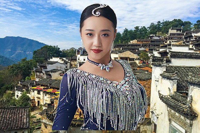 要不要杀了他，或许，杀掉他，日月教可以少一个敌人，