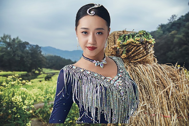 诺曦S的目光也落在了小乞丐身上，看出来他资质不俗