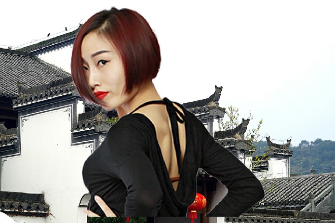 行了行了，看你女朋友都急了，我就告诉你那个女人在哪吧