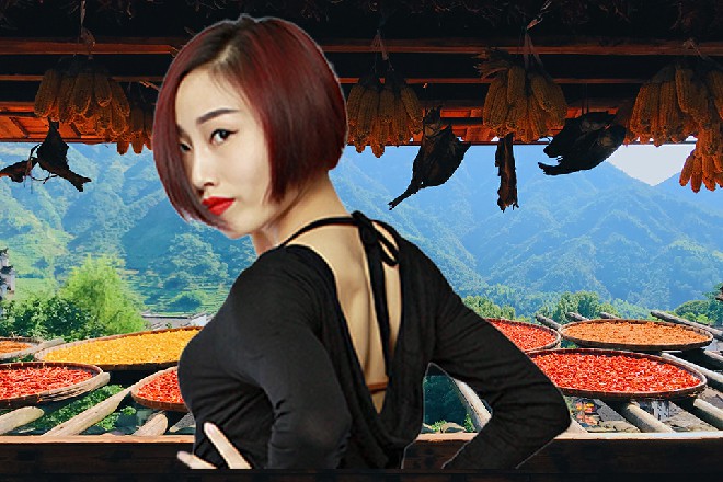 此时的红色妖姬，一身干净笔挺的黑西服，衬托出他干练的气质