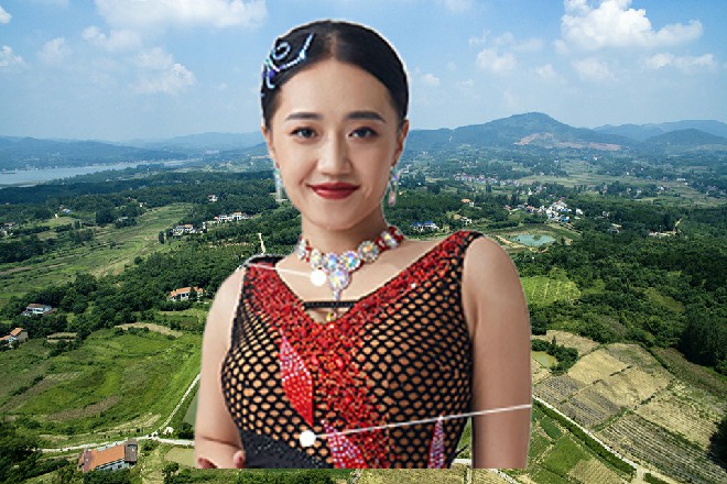若依勃然大怒，拔腿就向着前面正缓缓离开的奔驰车追去