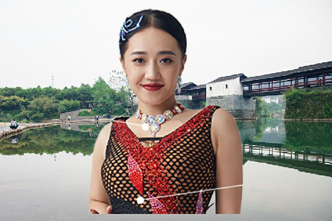 到时候，沉睡在下面深水潭里的巨大邪神，就会苏醒