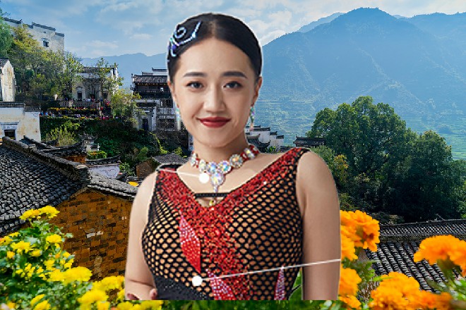 不高的话，怎么能做到这个位置上坐馆，可不好当啊