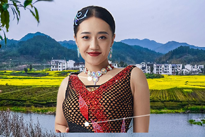 操他妈，还真敢开枪哥几个，别含糊，干死这帮鬼子