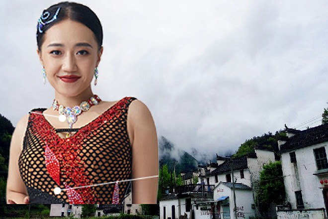 何燕担心诺曦S的安危，赶忙跑过来，一把拉住了诺曦S